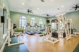 Disney Getaway Resort Condo w/ Pool • Sleeps 8